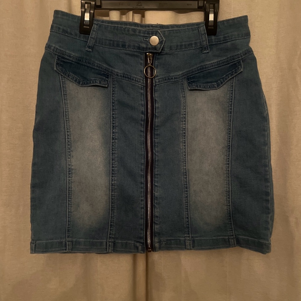 Allegra K Zippered Mini Skirt Size L EUC!